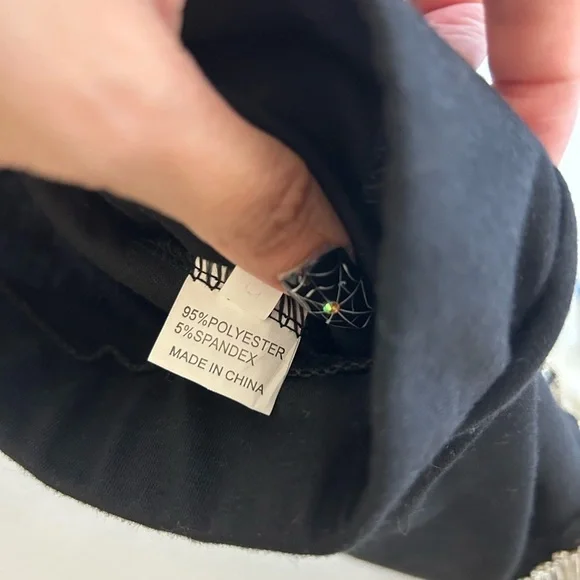 Small Black Bejeweled Skirt - Picture 3 of 4